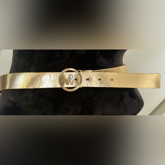 Michael Kors Reversible Belt Light Brown / Gold - Picture 3 of 4